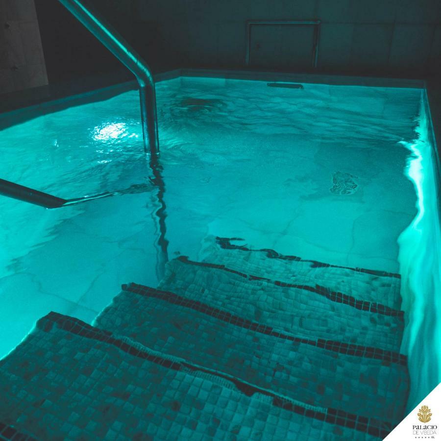 Hotel Palacio De Ubeda 5 G.L Exterior foto The pool at the Blue Grotto